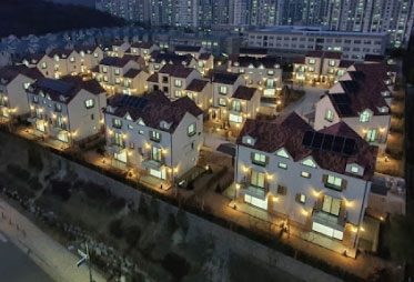 세종 아르티엠 더블랙